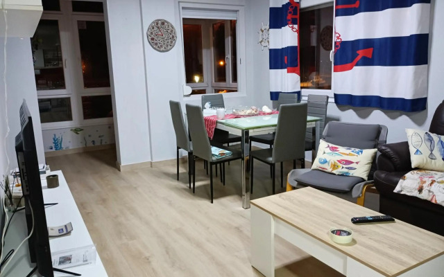 Muxía Apartamento enfrente al puerto 4 personas