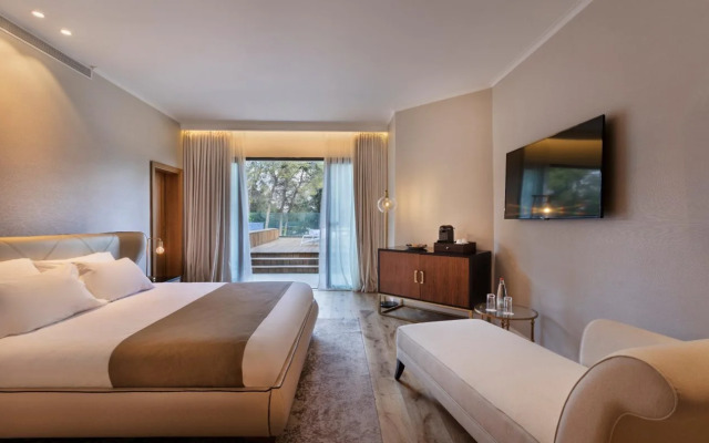 The Setai Bayit Bagalil