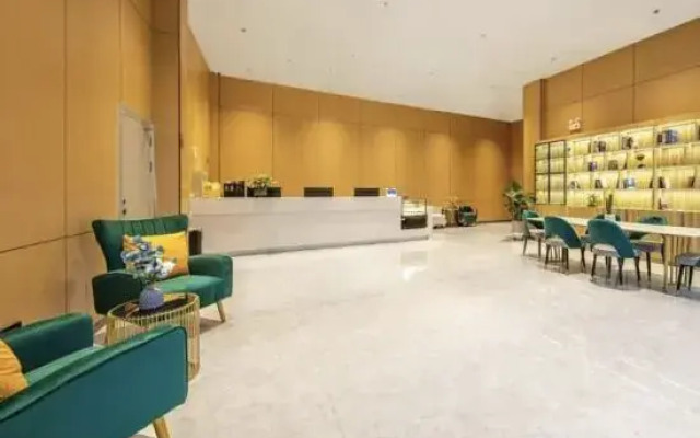 GreenTree Inn Express Hotel (Dongying Lijin Ginza Mall)