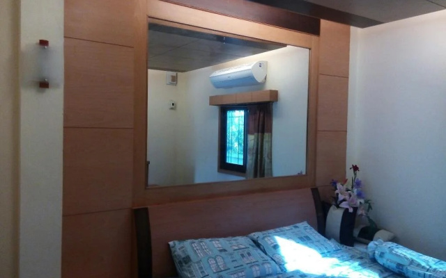 Jiraporn Resort
