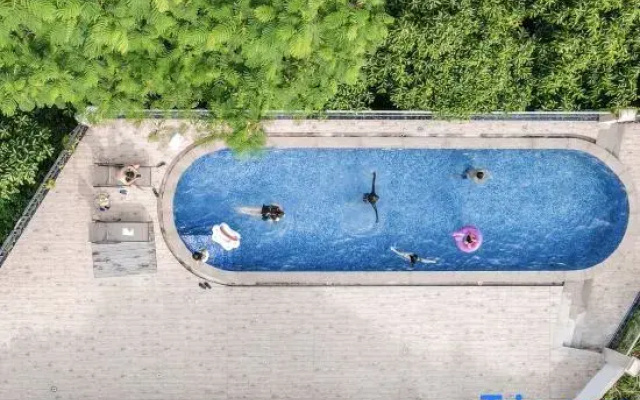 Jiqu Holiday Villa (Huizhou Huilin Hot Spring Branch)