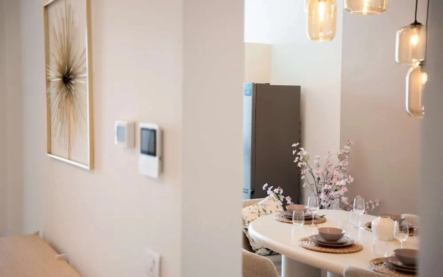 One Lux Stay 2br/ 2BA Antwerp Near Central Station