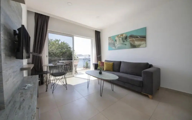 Seafront Flat With Breathtaking Sea View in Bodrum