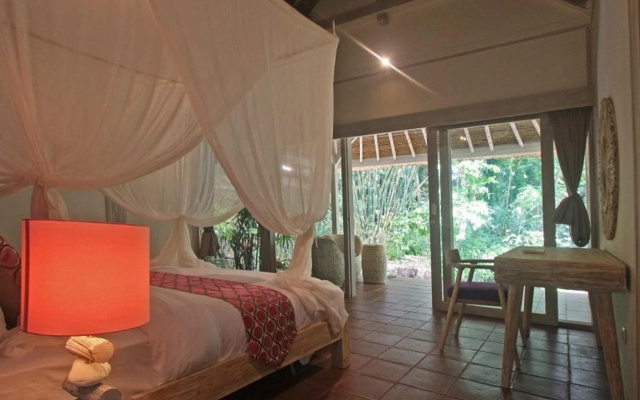 Maylie Bali Villa Bungalows