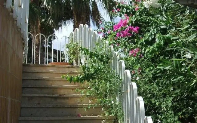 Villa Aliotis