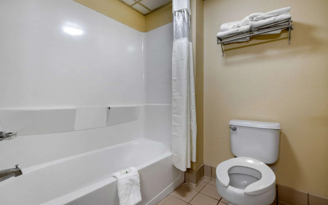 Quality Inn Kingstree North