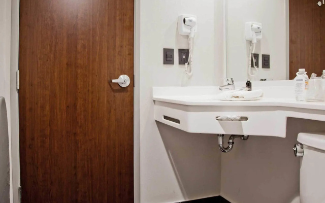City Express Plus by Marriott Monterrey Nuevo Sur