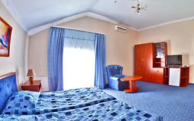 Afina Hotel