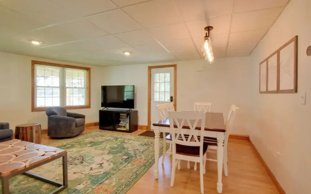 Walk to Lake Winnisquam Access: Cozy Retreat