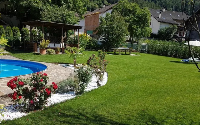 Garni Hotel Tauber