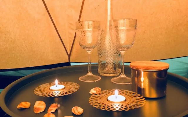 Aurora Glamping By The Whales