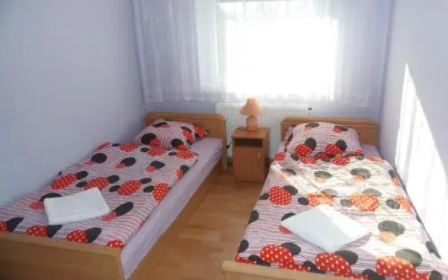Rose Apartment