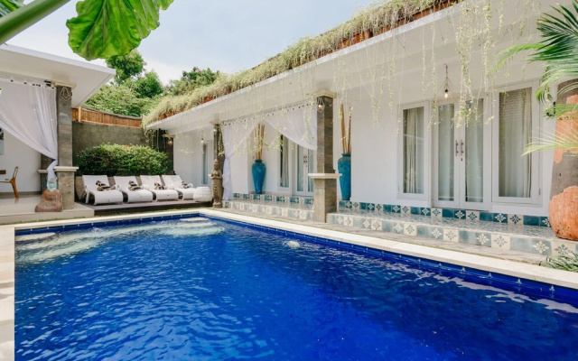 Villa Bamboo - Great Location Pool Villa in Seminyak