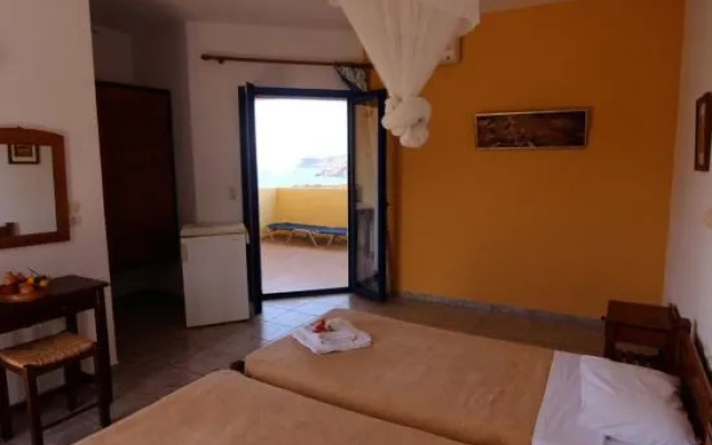 Voukelari Rooms