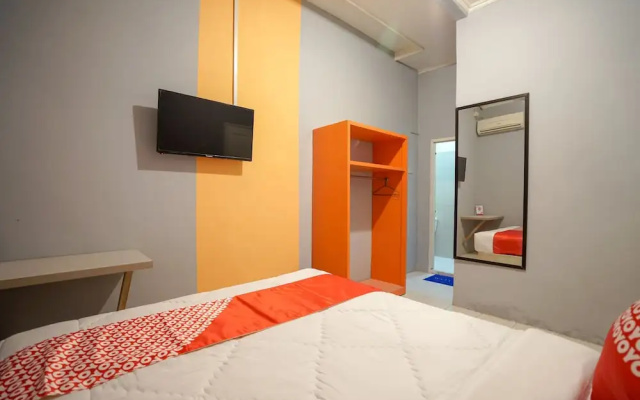 Oyo 1026 Cendrawasih Homestay