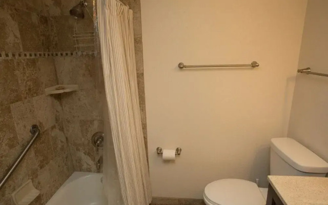 Win-San B-203 - 2 Br Condo