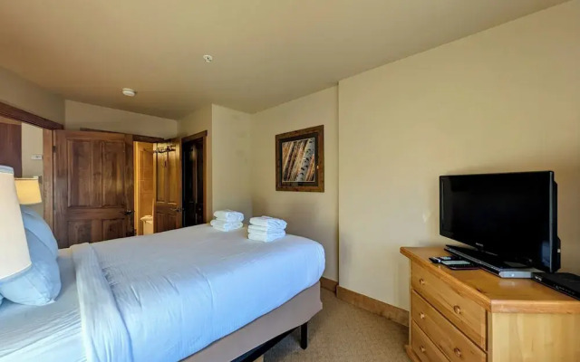 Red Hawk Lodge 2297