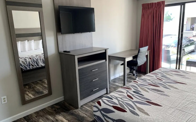 Simple Life Motel