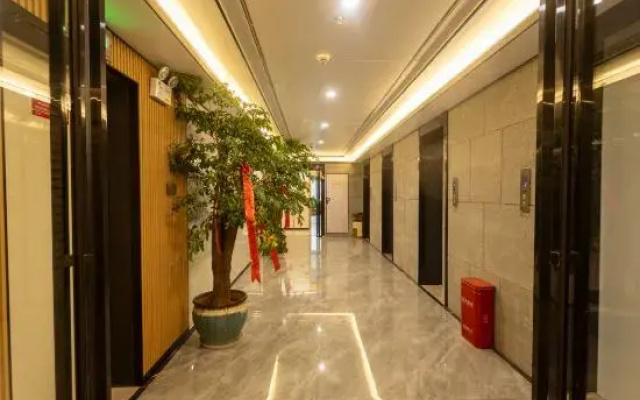 Tingyu Ge Hotel (Guiyang Guanshan Lake Olympic Sports Center)