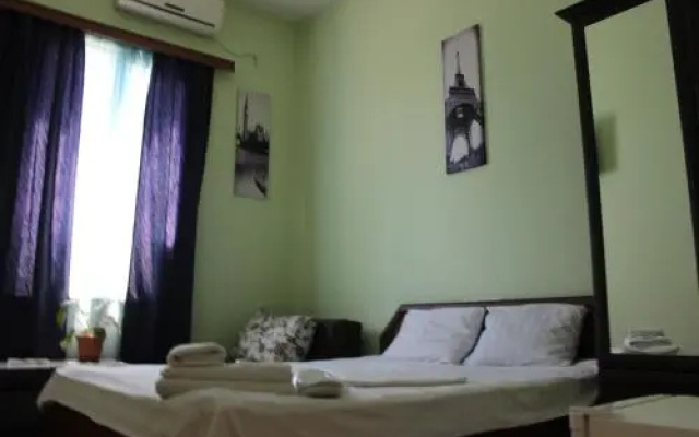 Hotel Plus