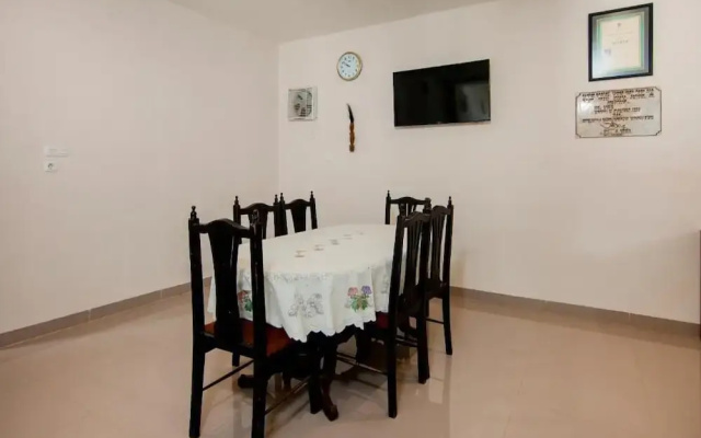 Hotel Wisata Samosir By Helocus