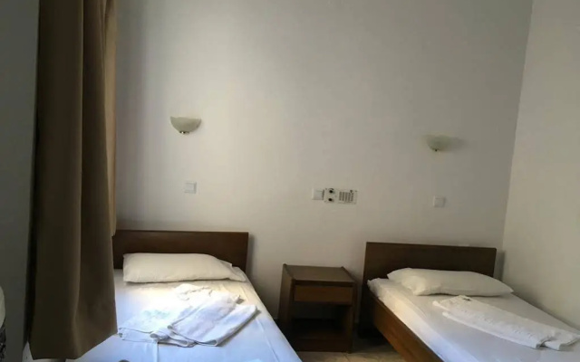 River Side Hotel