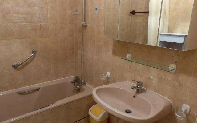 Appartement Le Lavandou, 2 pièces, 4 personnes - FR-1-308-127
