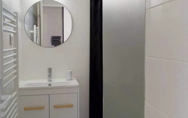 Private Room in a Shared Flat - Villeurbanne