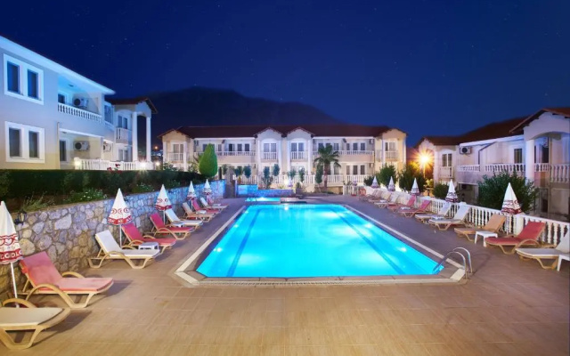 Larimar Suite Hotel
