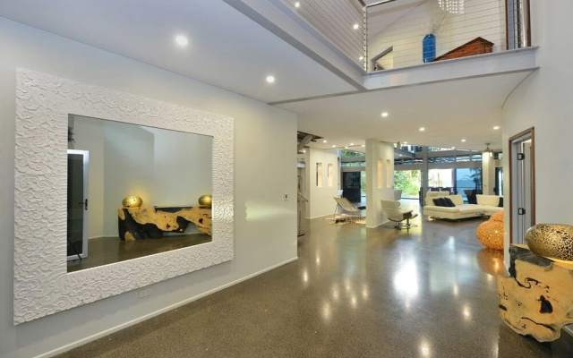 Absolute on Newell Luxury Beach House