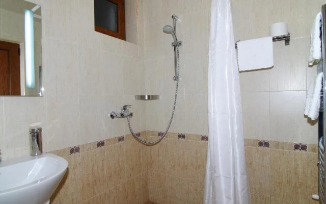 Hotel Doro