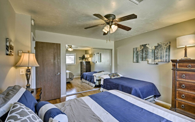 Flagstaff Townhome - Walk to Country Club & Pools!