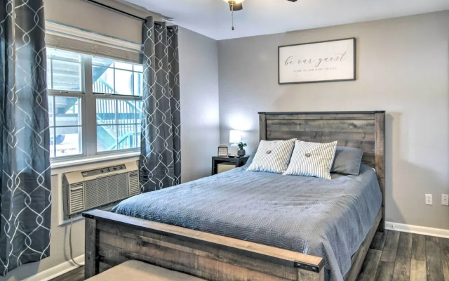Branson Retreat w/ Balcony & 18-hole Golf Course!
