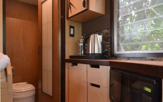 Seattle Glamping - Zen Den