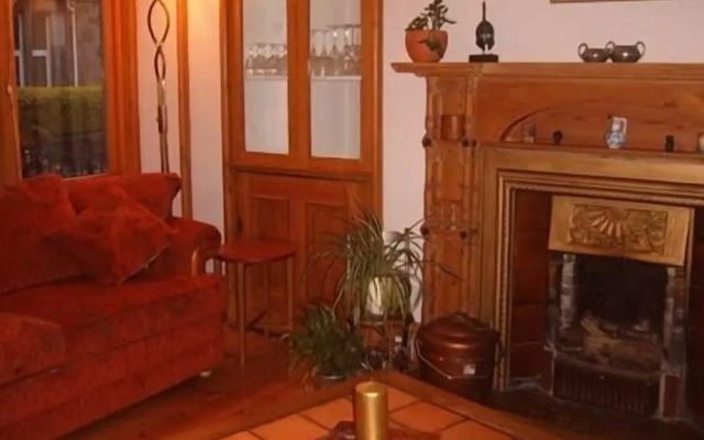 Rossmount Guest House