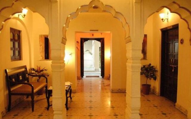 Отель WelcomHeritage Sirsi Haveli интерьер отеля