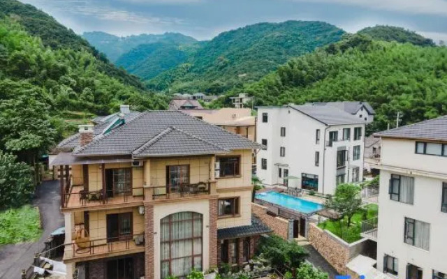 Deying Mountain House