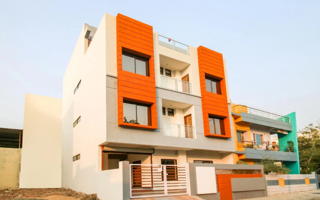 OYO BHO555 Hotel GULMOHAR GRAND