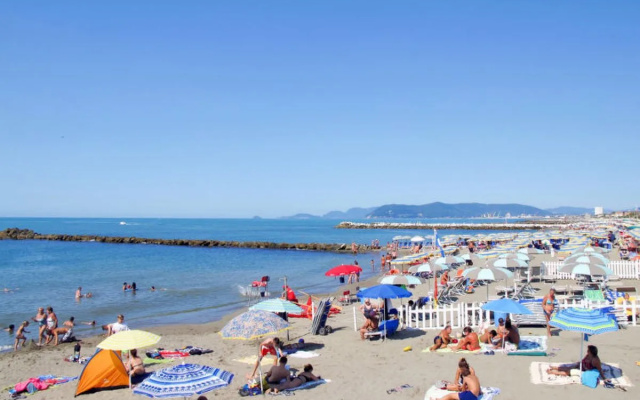 Apartment Lara Marina di Massa