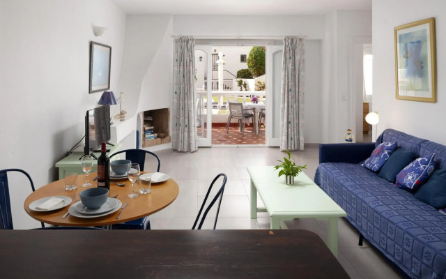 Bright spacious 1 bed apartment