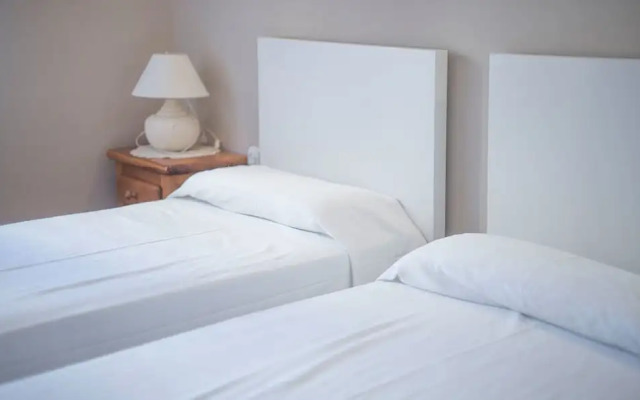 Apartamentos Montserrat 32