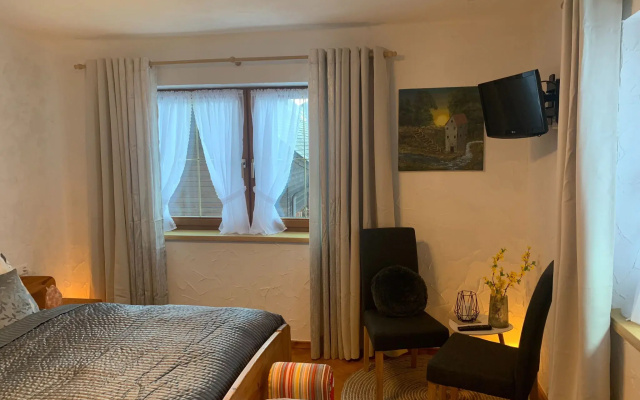 Beautiful holiday home in Vordermuhr with garden