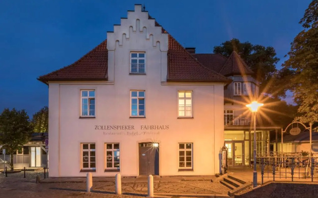 Traditionshaus by Zollenspieker Fährhaus