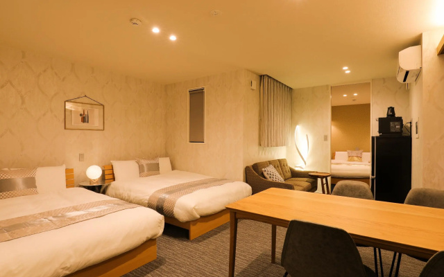 GRAND BASE Gion