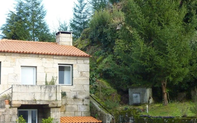 Mosteiro De S. Cristovao De Lafoes