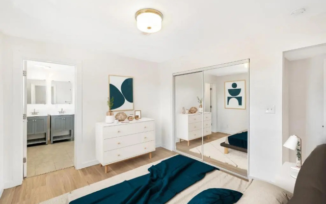 Large Apartments in LAKEWOOD - SK