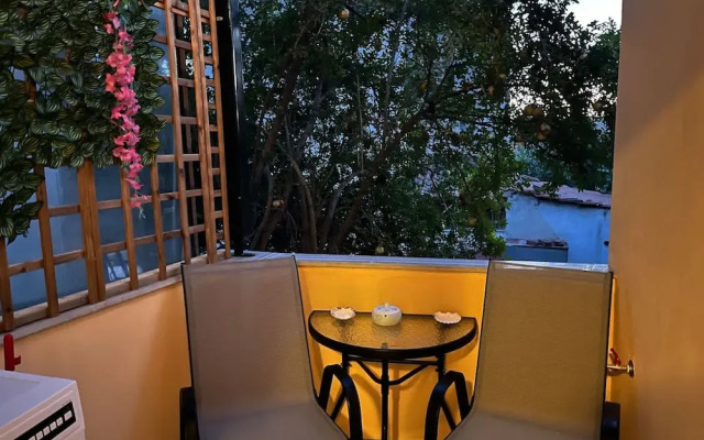 Cozy Apartment in Old Town Ano Polis