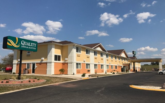 Quality Inn and Suites Springfield Southwest near I-72 in Springfield, United States of America from 106$, photos, reviews - zenhotels.com hotel front