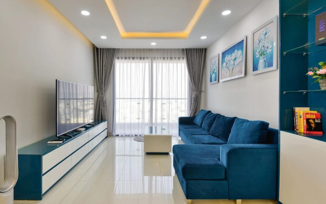 Gold View Apartment Floor 18