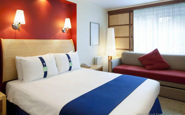 Holiday Inn Stoke on Trent M6, Jct 15 by IHG
